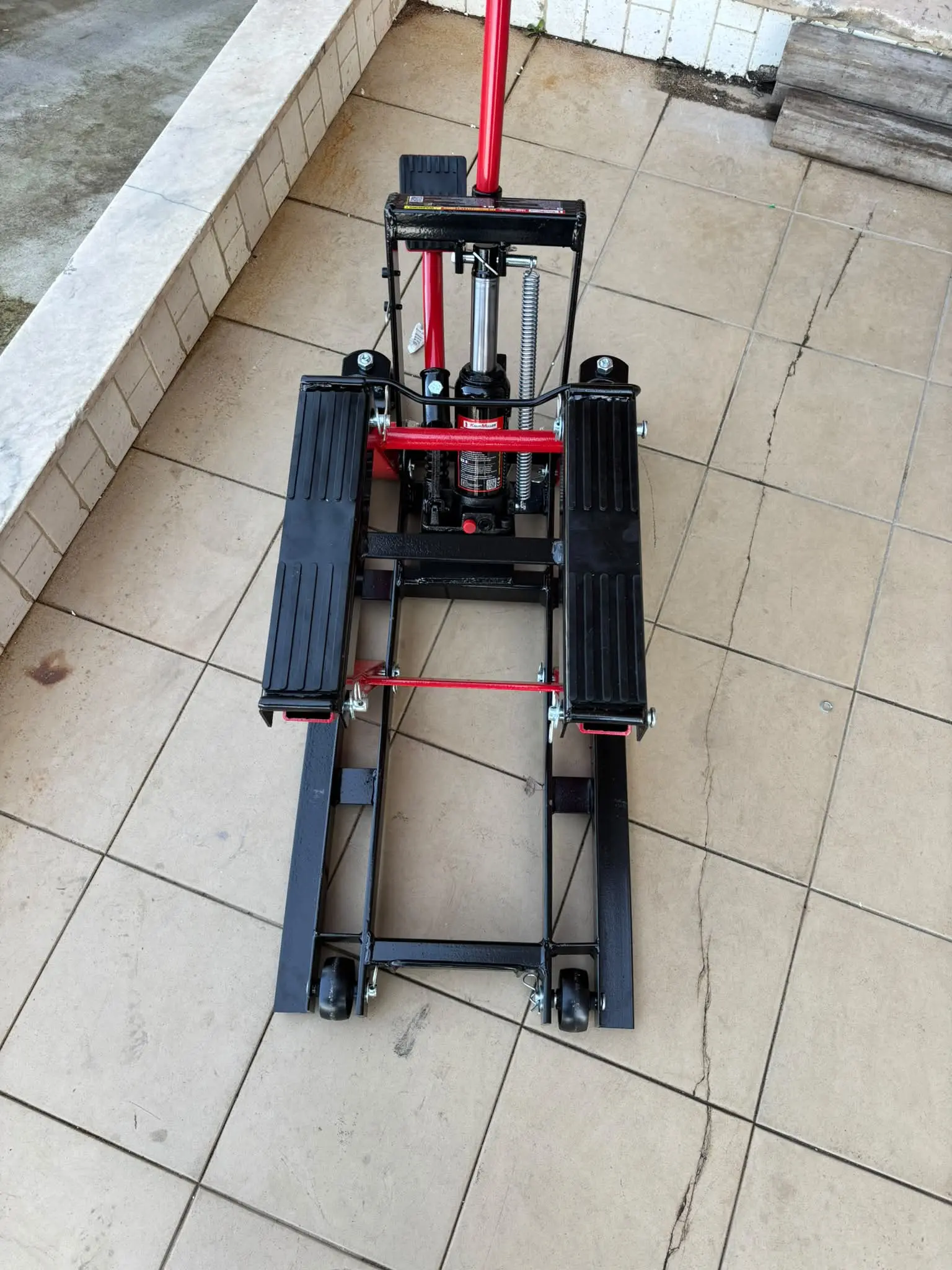 Elevador Hidráulico para Motas Kraft Müller – Macaco de Tesoura | Profissional - Image 3