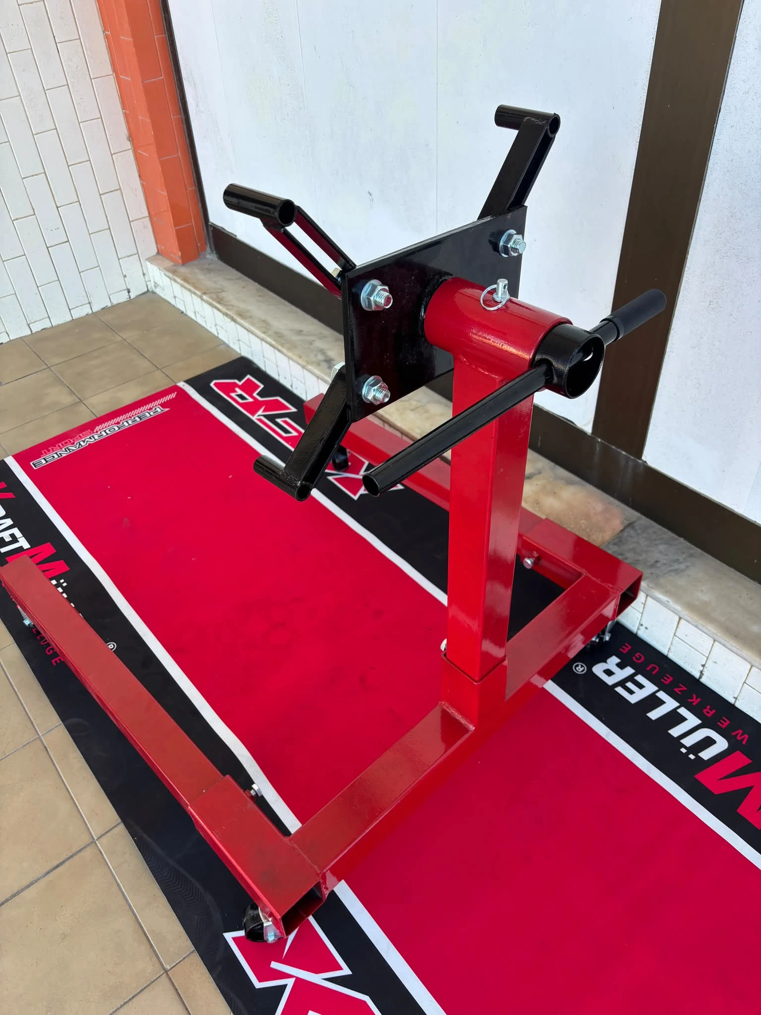 Suporte Rotativo de Motor Kraft Müller – 450kg | Profissional | Vermelho - Image 2
